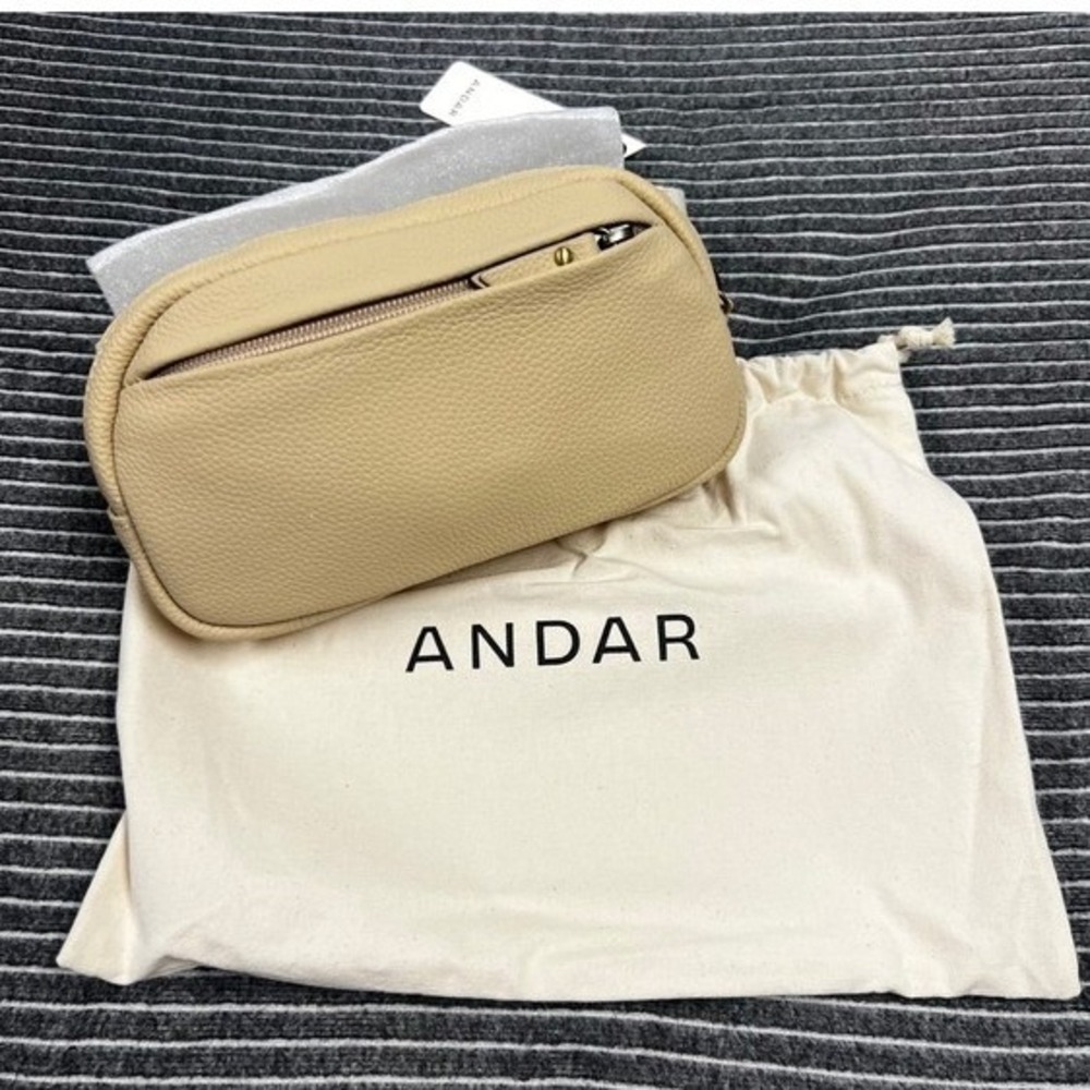 Andar The Indie Belt Bag Bone Togo  Full Grain Pebbled Leather Crossbody NEW